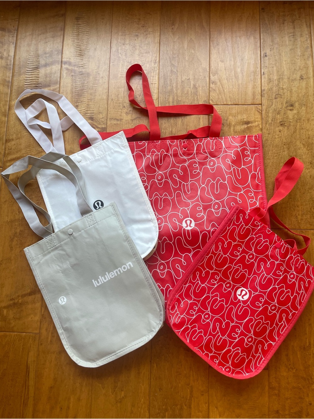 4 bags Lululemon tote reusable
